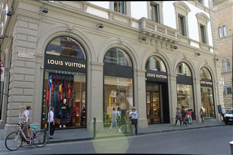 gruppo louis vuitton comunicazione firenze|Contatti .